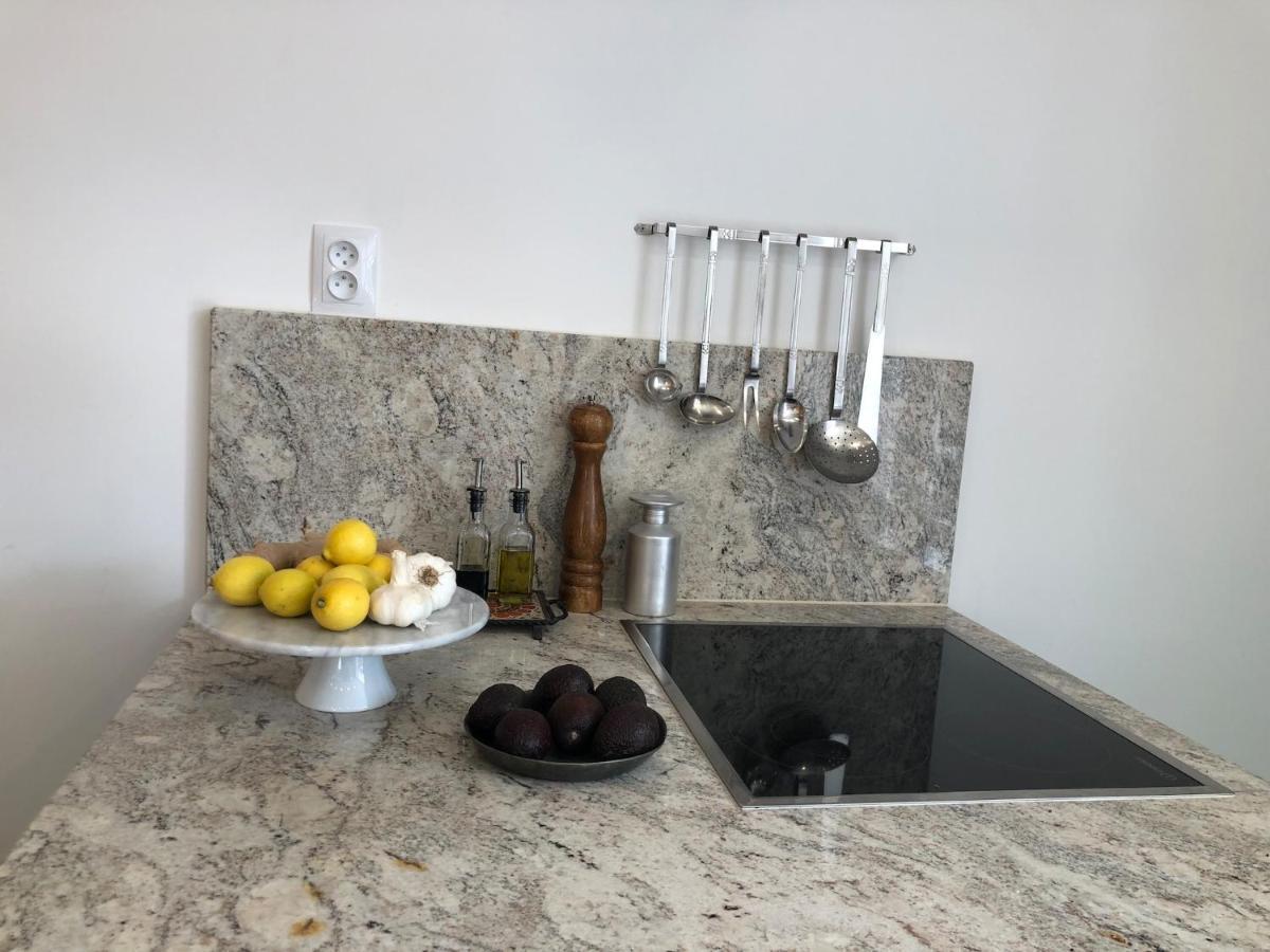 Fox Apartment Hostka  Екстериор снимка